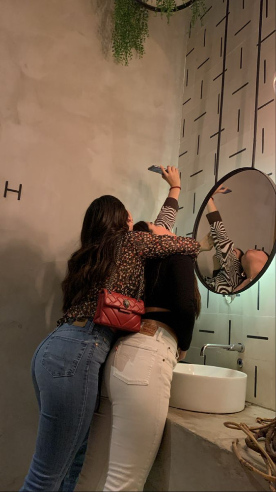 Chubby Mallu Escort in Jaipur | Authentic Kerala Beauty | Curvy & Captivating Thumbnail 3